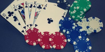 Come bluffare nel poker